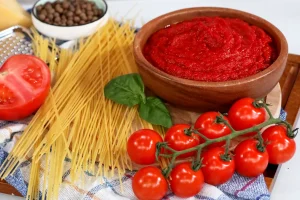 Tomato paste pasta sauce