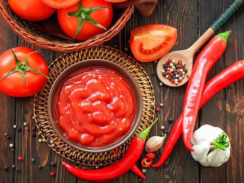 chili sauce purchase price + sales in trade and export