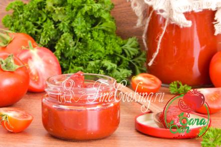 The price of bulk purchase of bitter tasty tomato paste is cheap and reasonable